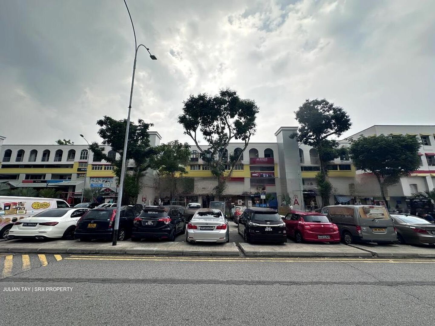 Hougang Street 21 (D19), Shop House #457367001